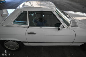 Mercedes-Benz 560 SL R107 - 1987