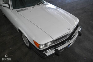 Mercedes-Benz 560 SL R107 - 1987