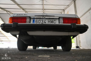 Mercedes-Benz 560 SL R107 - 1987