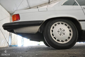 Mercedes-Benz 560 SL R107 - 1987