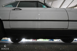 Mercedes-Benz 560 SL R107 - 1987