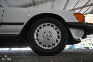 Mercedes-Benz 560 SL R107 - 1987