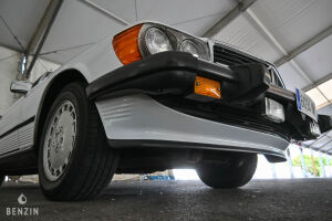 Mercedes-Benz 560 SL R107 - 1987