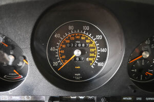 Mercedes-Benz 560 SL R107 - 1987