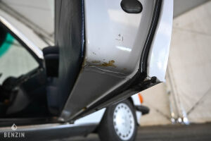 Mercedes-Benz 560 SL R107 - 1987