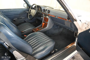 Mercedes-Benz 560 SL R107 - 1987