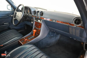 Mercedes-Benz 560 SL R107 - 1987