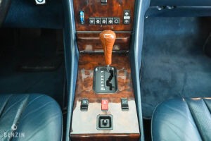 Mercedes-Benz 560 SL R107 - 1987