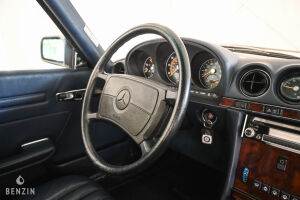 Mercedes-Benz 560 SL R107 - 1987