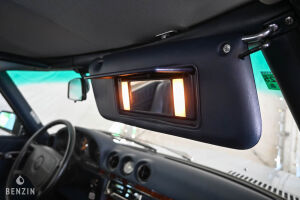 Mercedes-Benz 560 SL R107 - 1987