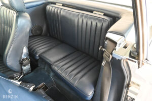 Mercedes-Benz 560 SL R107 - 1987