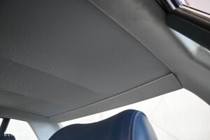 Mercedes-Benz 560 SL R107 - 1987