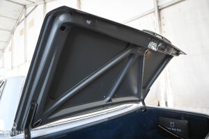 Mercedes-Benz 560 SL R107 - 1987