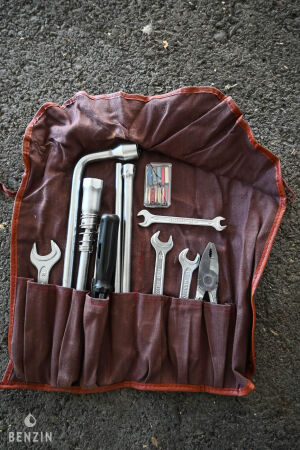 Mercedes-Benz 560 SL R107 - 1987