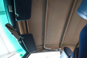 Mercedes-Benz 560 SL R107 - 1987