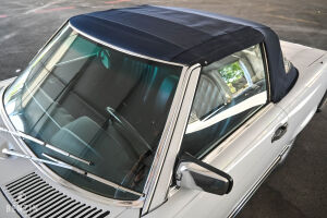 Mercedes-Benz 560 SL R107 - 1987