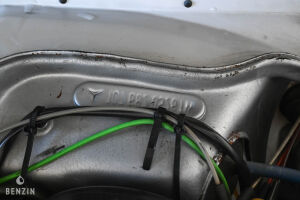 Mercedes-Benz 560 SL R107 - 1987