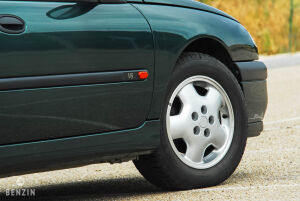 Renault Laguna V6 - 1994