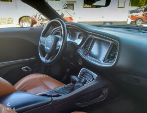 Dodge Challenger SXT - 2016