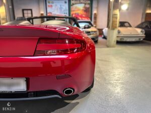 Aston Martin V8 Vantage Roadster 10k km - 2008