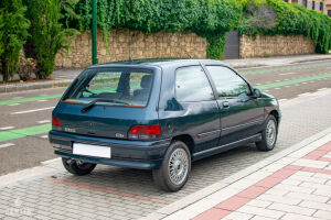 Renault Clio Baccara 51k km - 1992