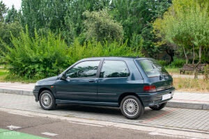 Renault Clio Baccara 51k km - 1992
