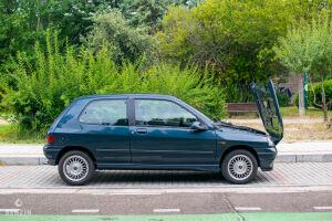 Renault Clio Baccara 51k km - 1992