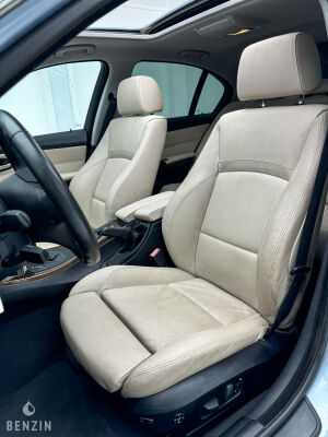 BMW 335i e90 LCI 71k km - 2009