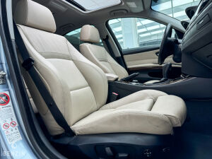 BMW 335i e90 LCI 71k km - 2009