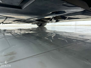 BMW 335i e90 LCI 71k km - 2009