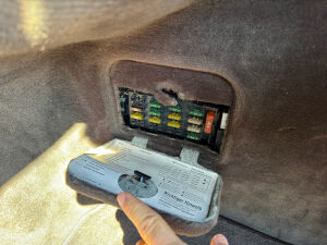 Mercedes-Benz 500 SEC C140 - 1993