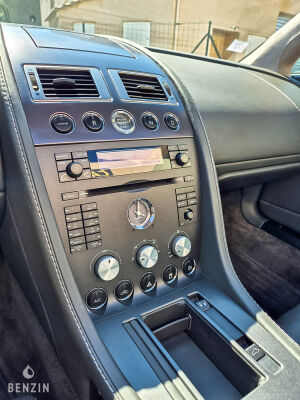 Aston Martin V8 Vantage Roadster 12k km - 2008