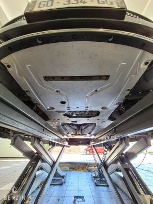 Aston Martin V8 Vantage Roadster 12k km - 2008