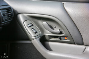 Chevrolet Camaro V6 - 1998