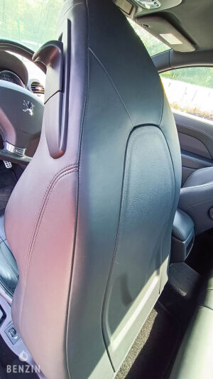 Peugeot RCZ THP 200 - 2010