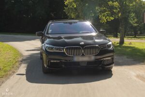 BMW 750i G11 - 2016