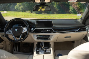 BMW 750i G11 - 2016