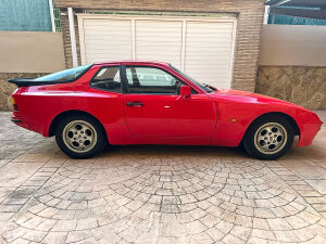 Porsche 944 2.5 Targa - 1984