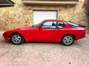 Porsche 944 2.5 Targa - 1984