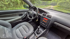 Peugeot 406 Coupé 2.0 16v - 2001