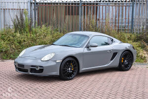 Porsche Cayman S - 2006