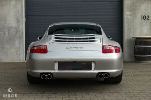 Porsche 911 type 997 Carrera - 2004
