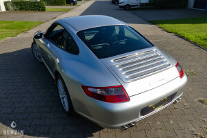 Porsche 911 type 997 Carrera - 2004