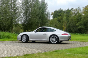Porsche 911 type 997 Carrera - 2004
