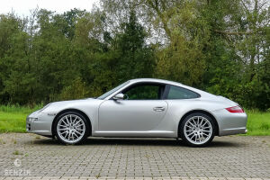 Porsche 911 type 997 Carrera - 2004