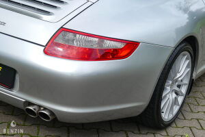 Porsche 911 type 997 Carrera - 2004
