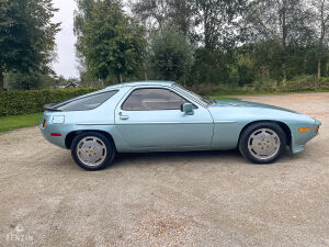 Porsche 928 - 1982
