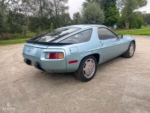 Porsche 928 - 1982