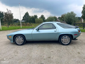 Porsche 928 - 1982