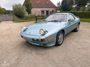 Porsche 928 - 1982